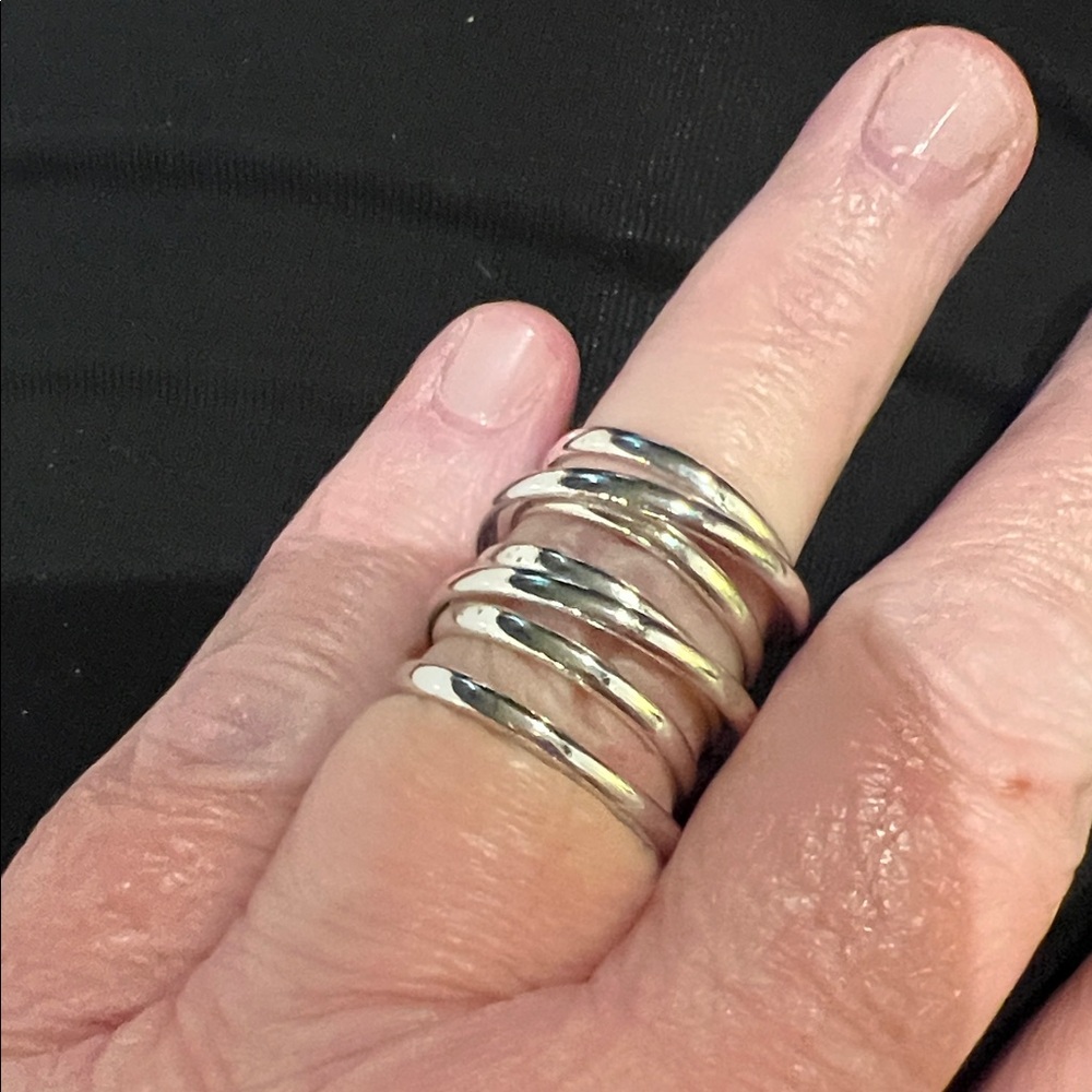 Stunning Cluster Ring - image 1